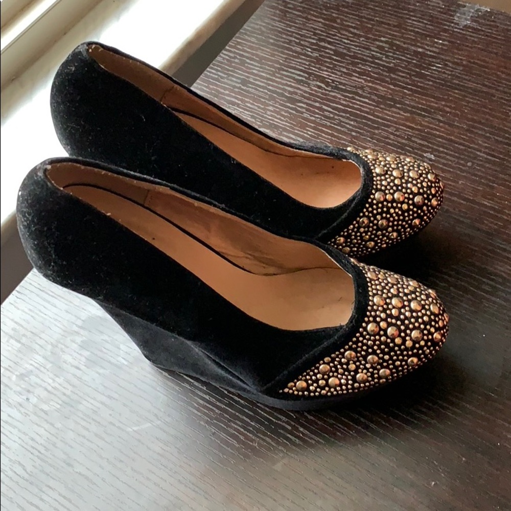 High heels - Picture 2 of 4